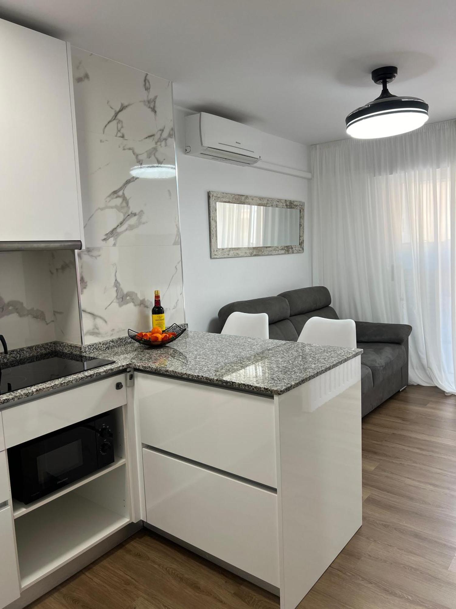 Apartamento Playa Del Cura Torrevieja Ngoại thất bức ảnh